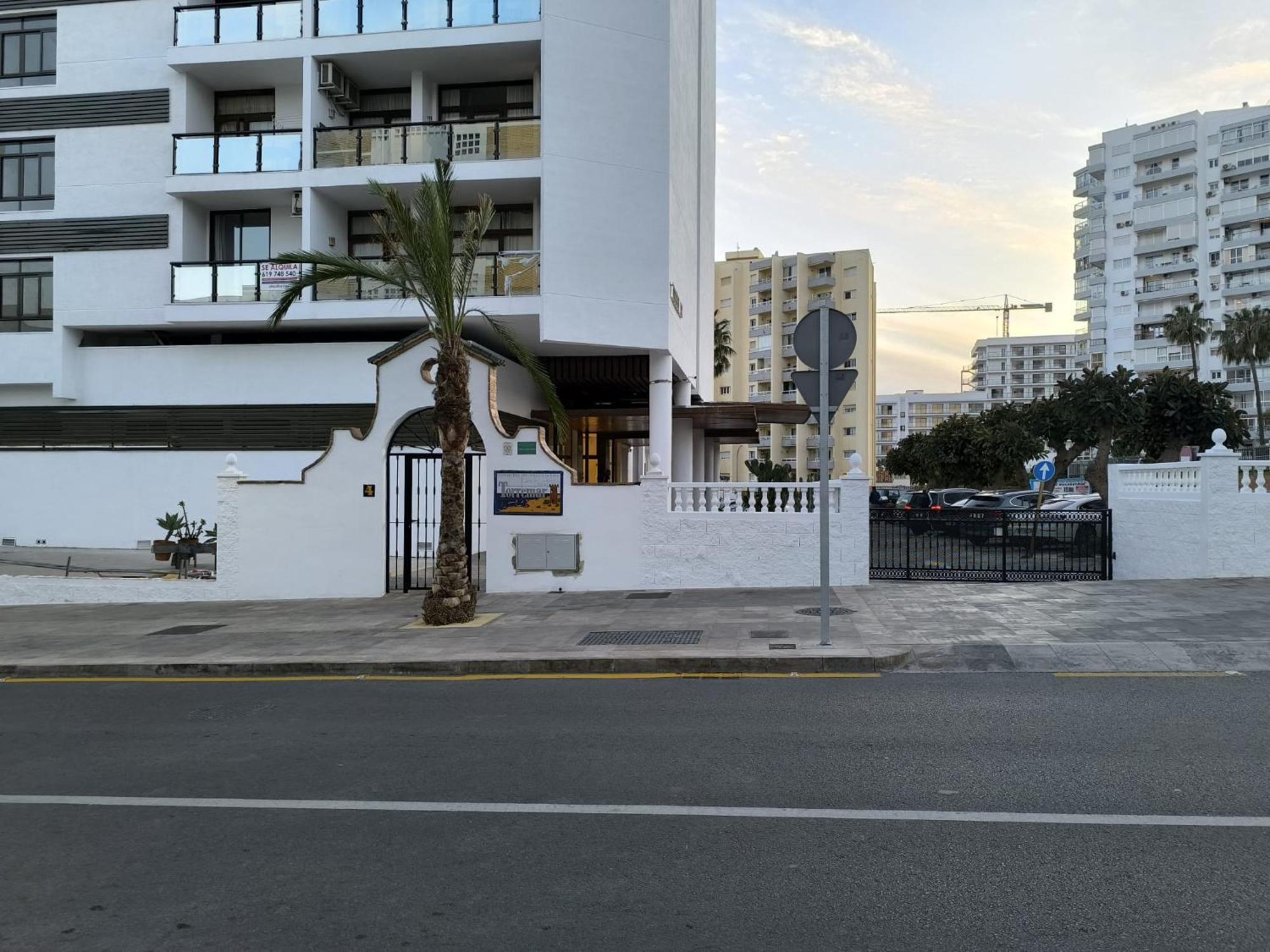 Estudio Puerto Marina Apartment Benalmadena Exterior photo